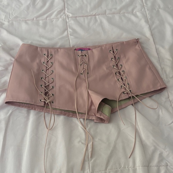 Edikted High Waist Lace-Up Blush Shorts - Picture 1 of 3